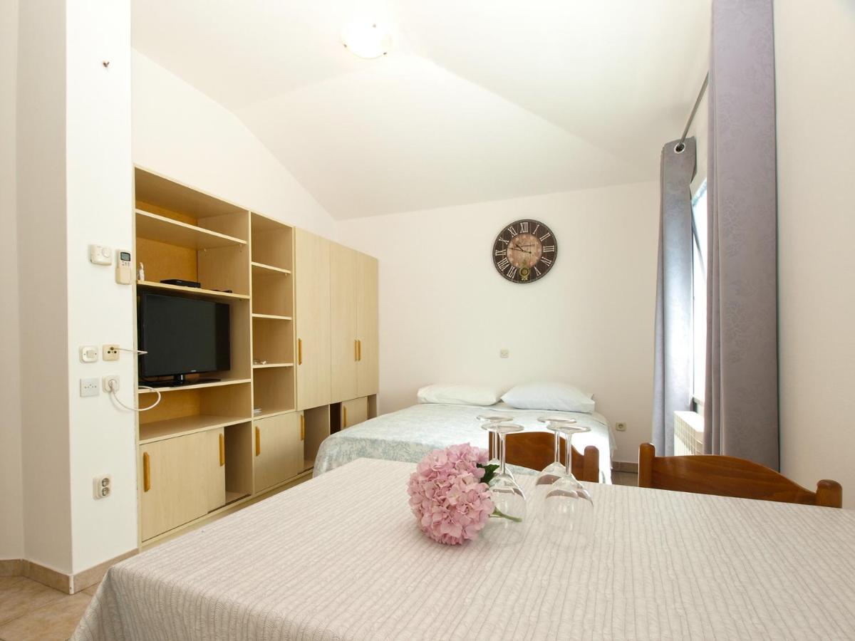 Apartments Biskupije 810 メドゥリン エクステリア 写真