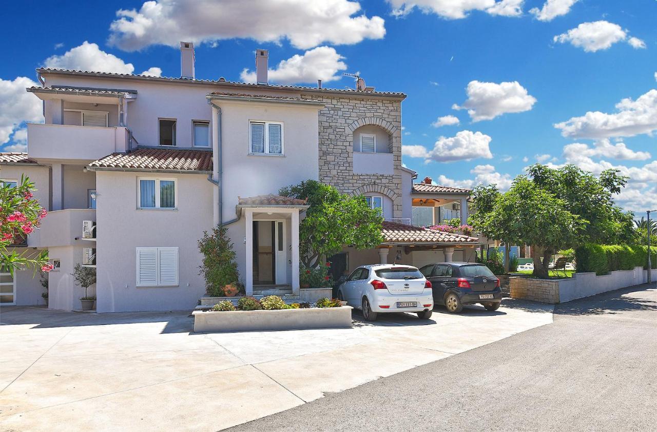 Apartments Biskupije 810 メドゥリン エクステリア 写真